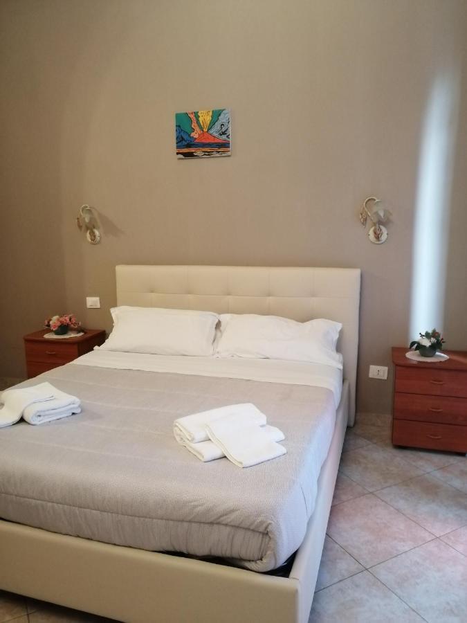 San Gaetano bed Hotel Napoli Bagian luar foto