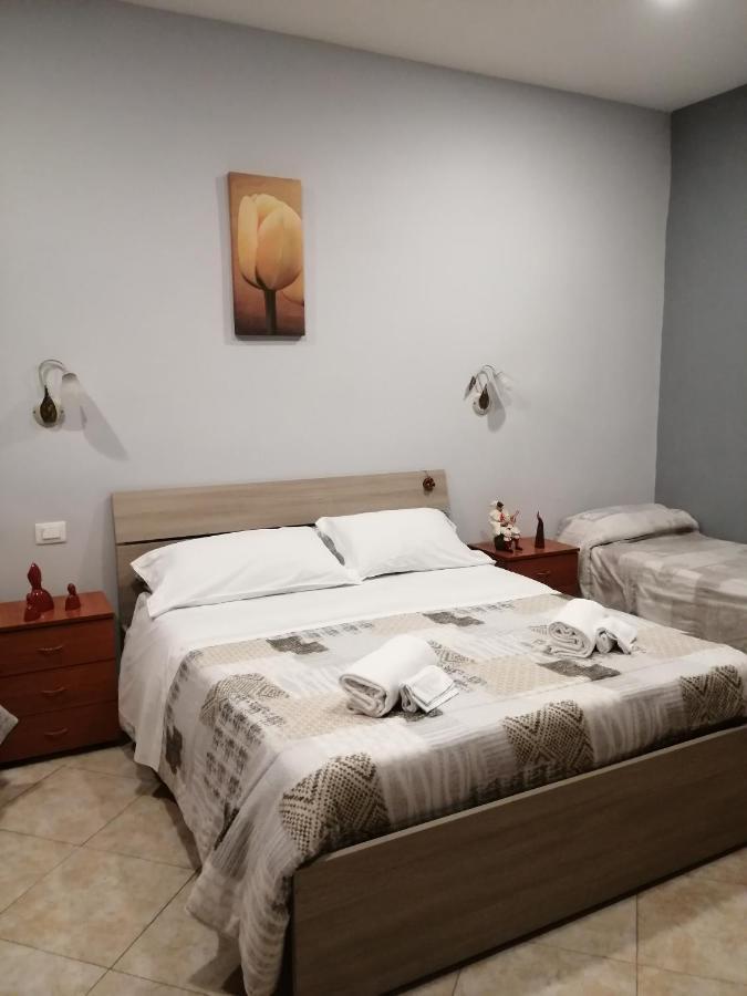 San Gaetano bed Hotel Napoli Bagian luar foto