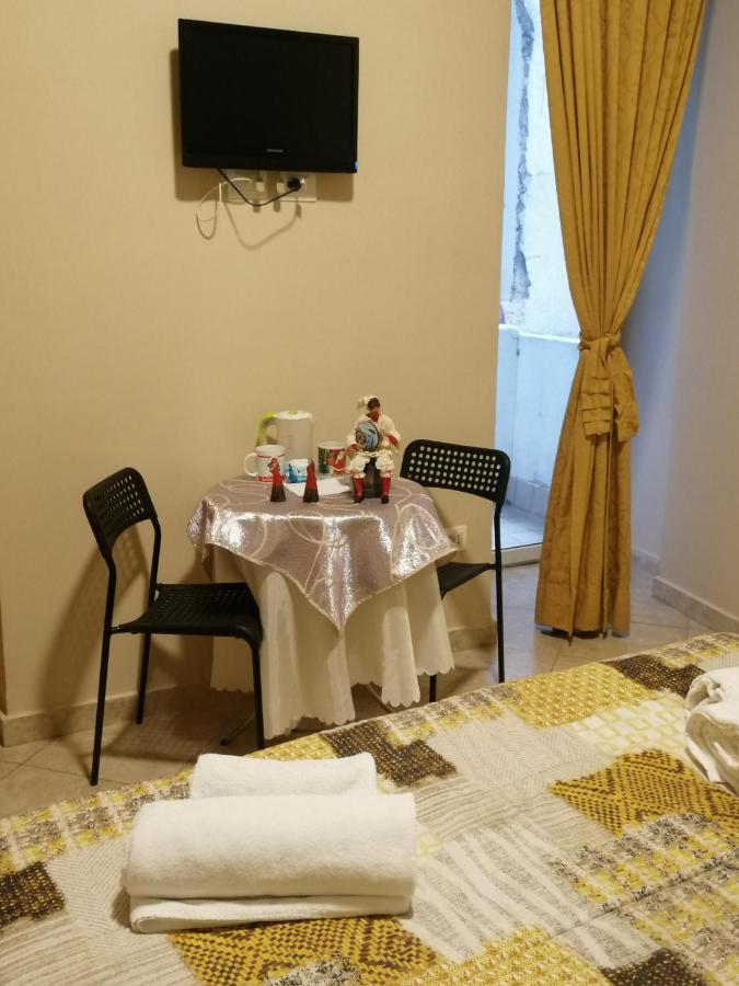 San Gaetano bed Hotel Napoli Bagian luar foto