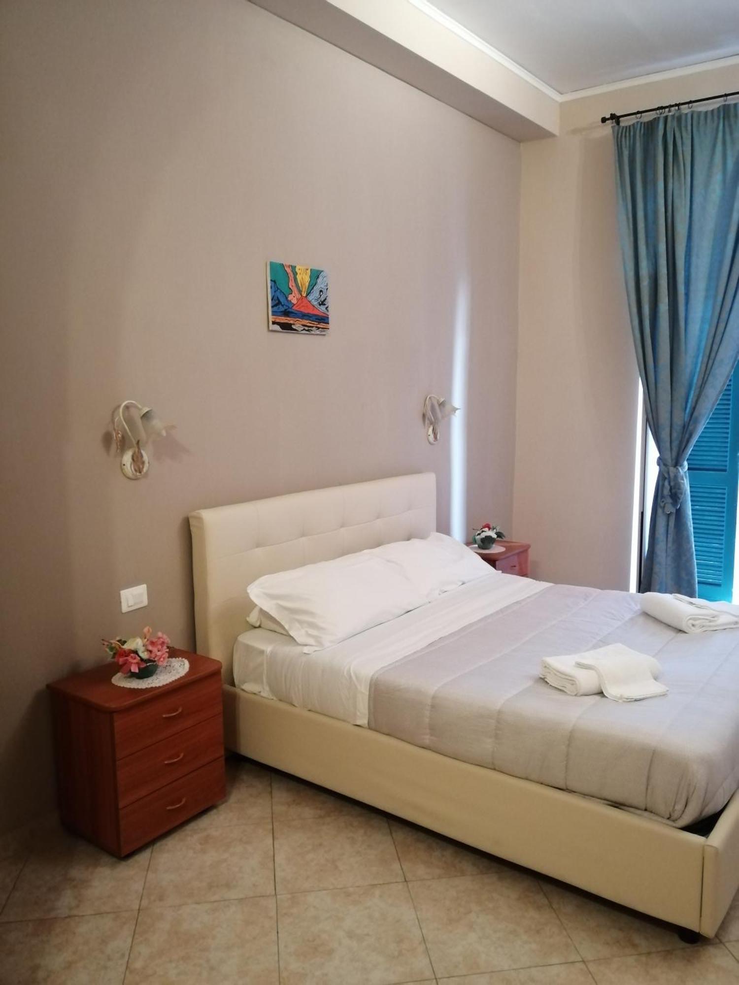 San Gaetano bed Hotel Napoli Bagian luar foto